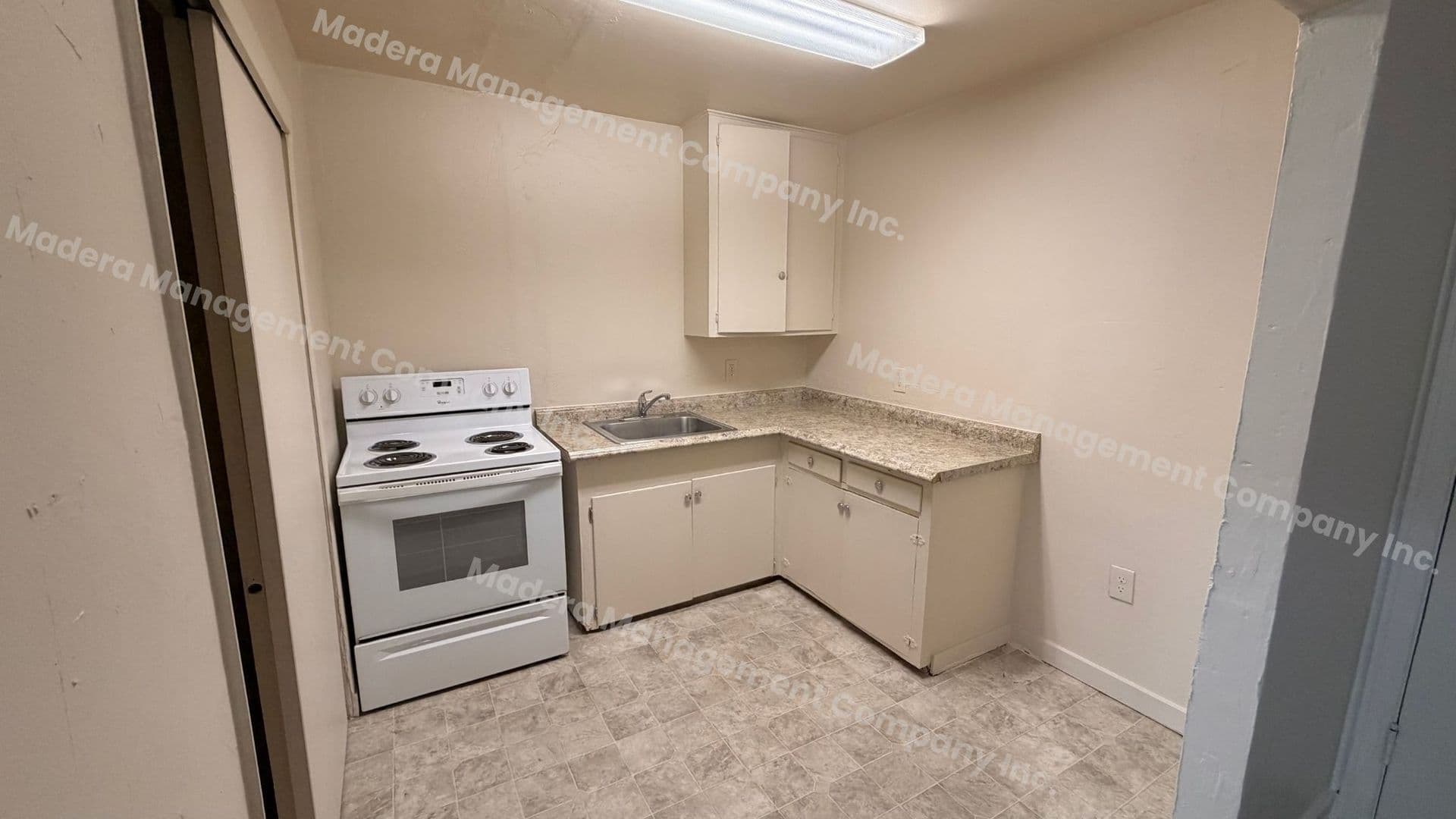 Madera Apartment: 210 N. C Street