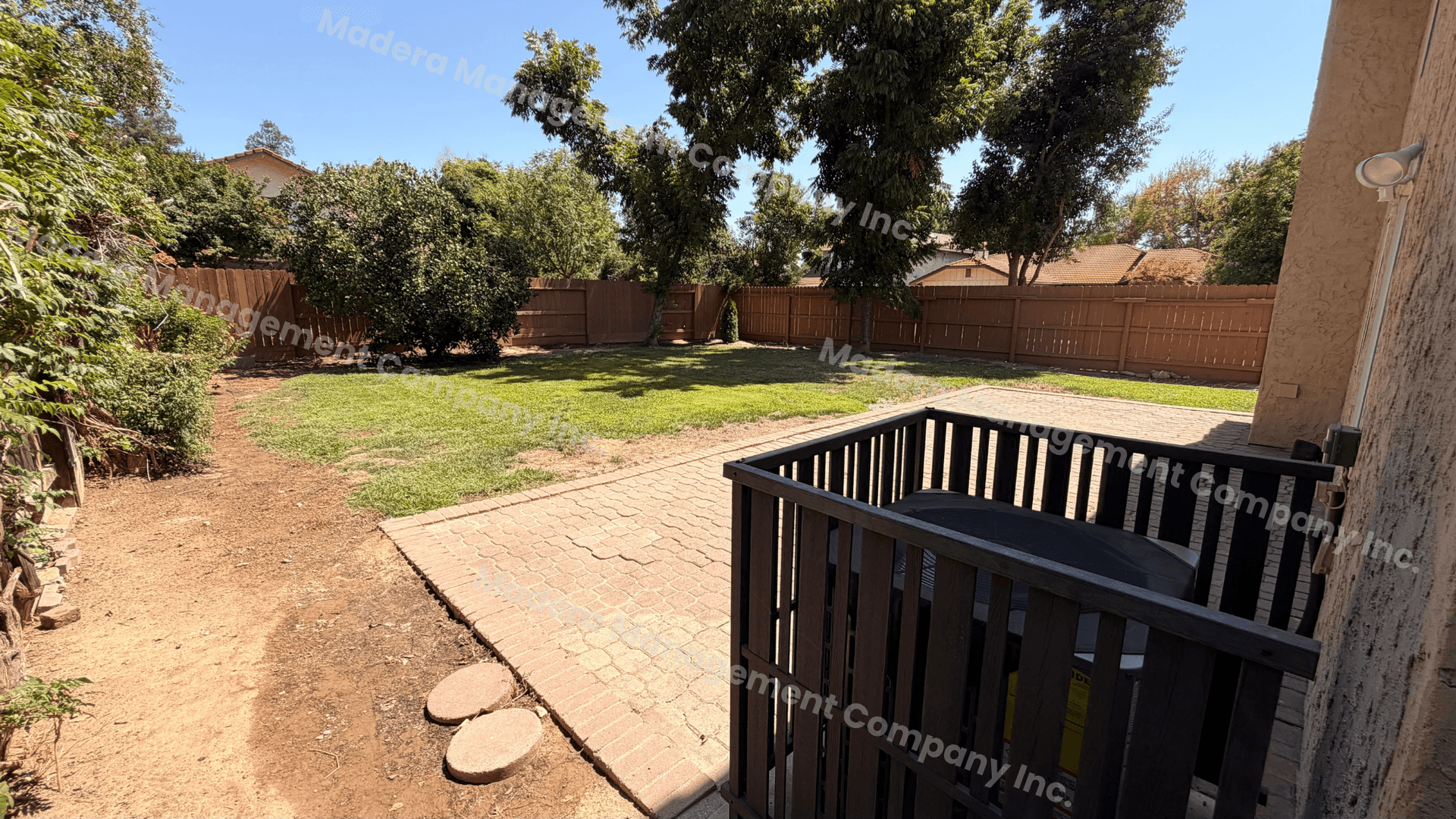 Fresno House: 7728 North 8th Street