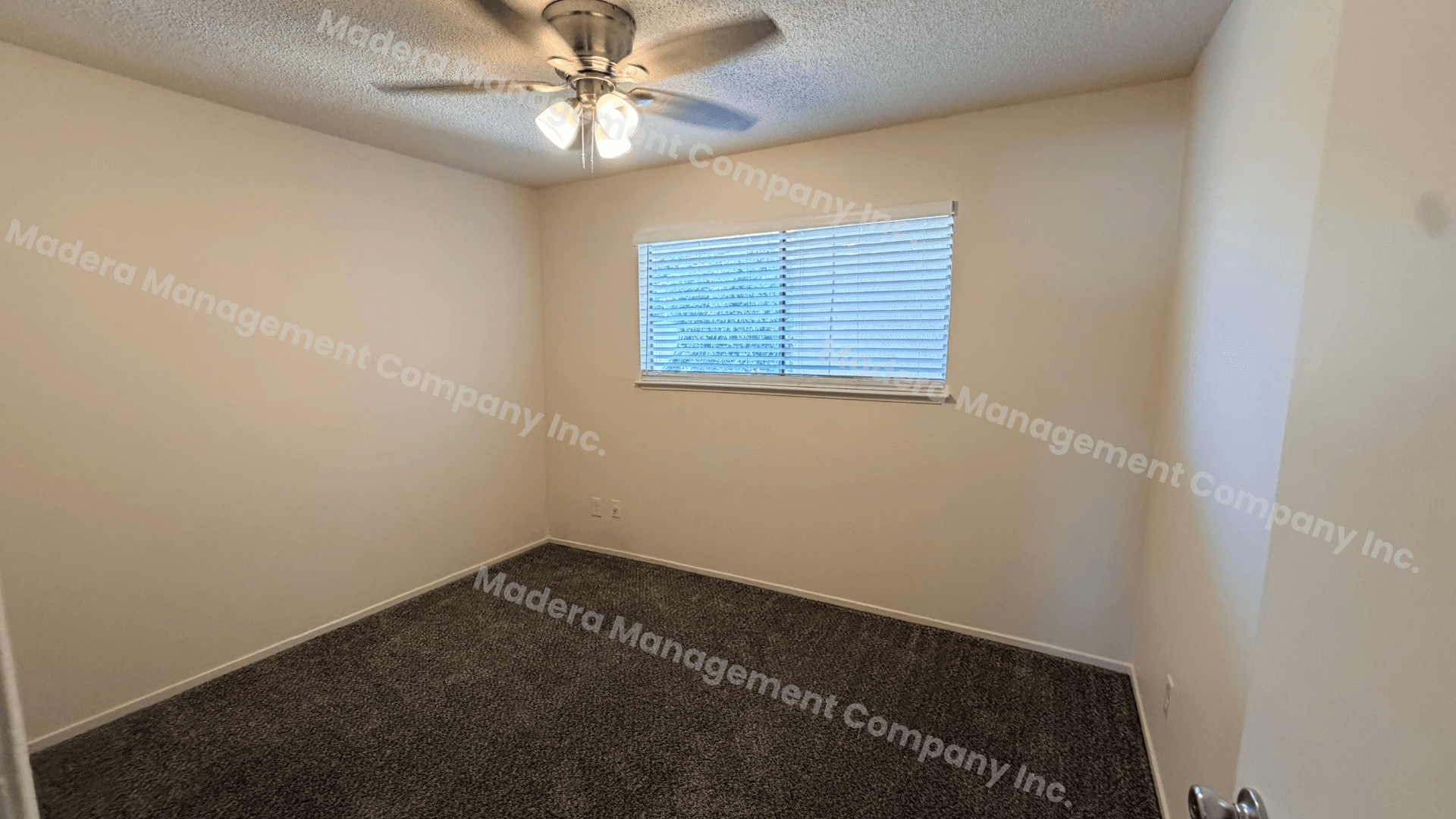 Madera Apartment: 412 E. 4th Street
