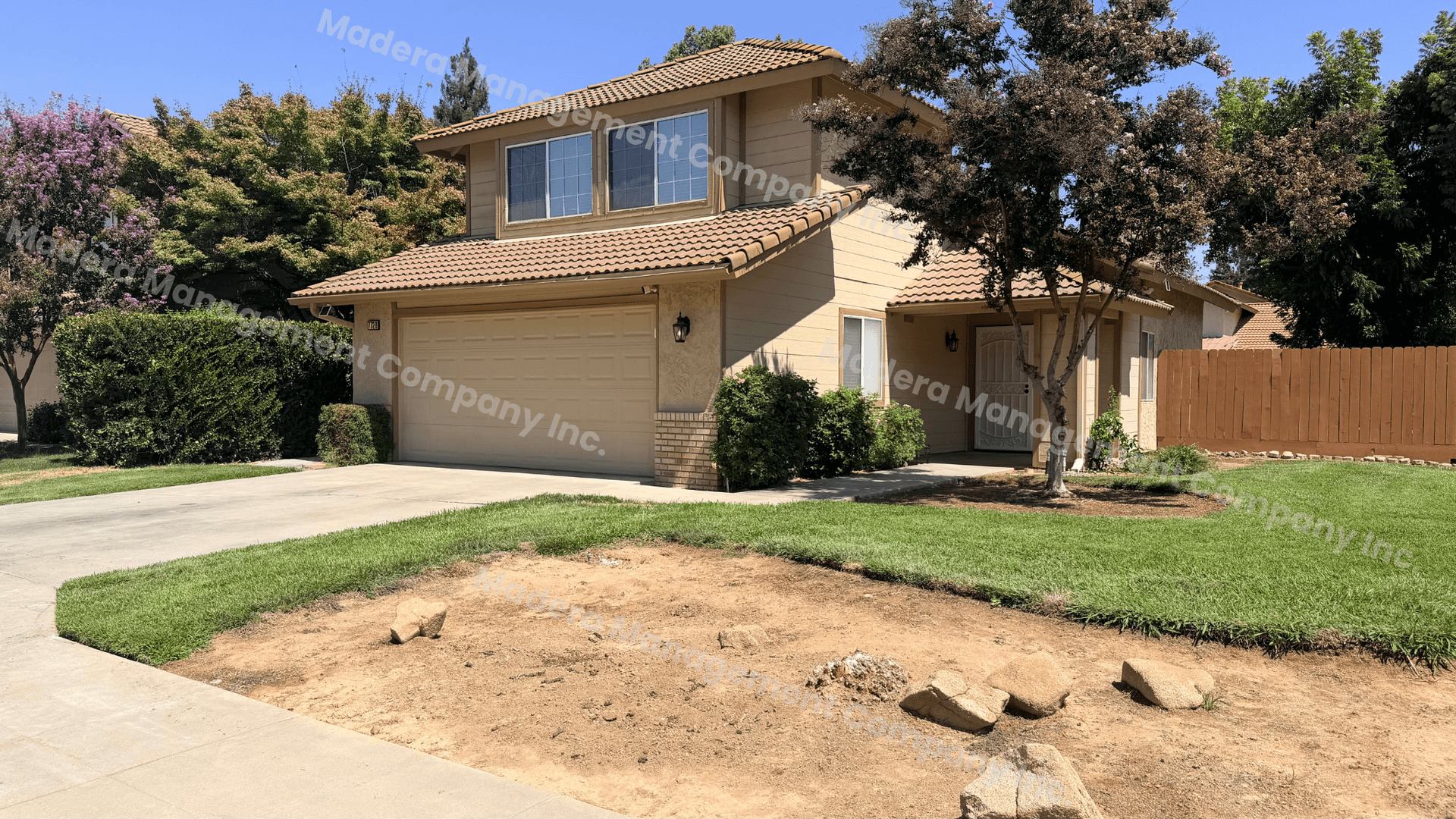 Fresno House: 7728 North 8th Street