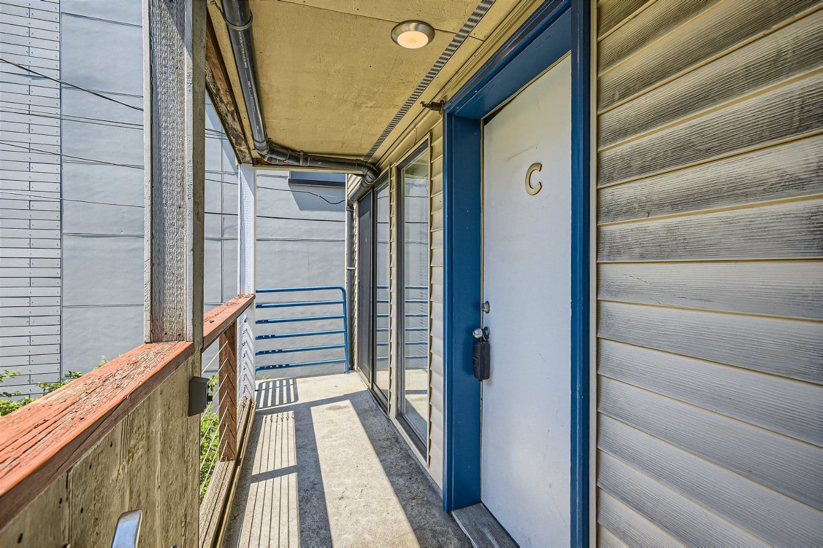 Seattle Apartment: 2312 E Denny Way