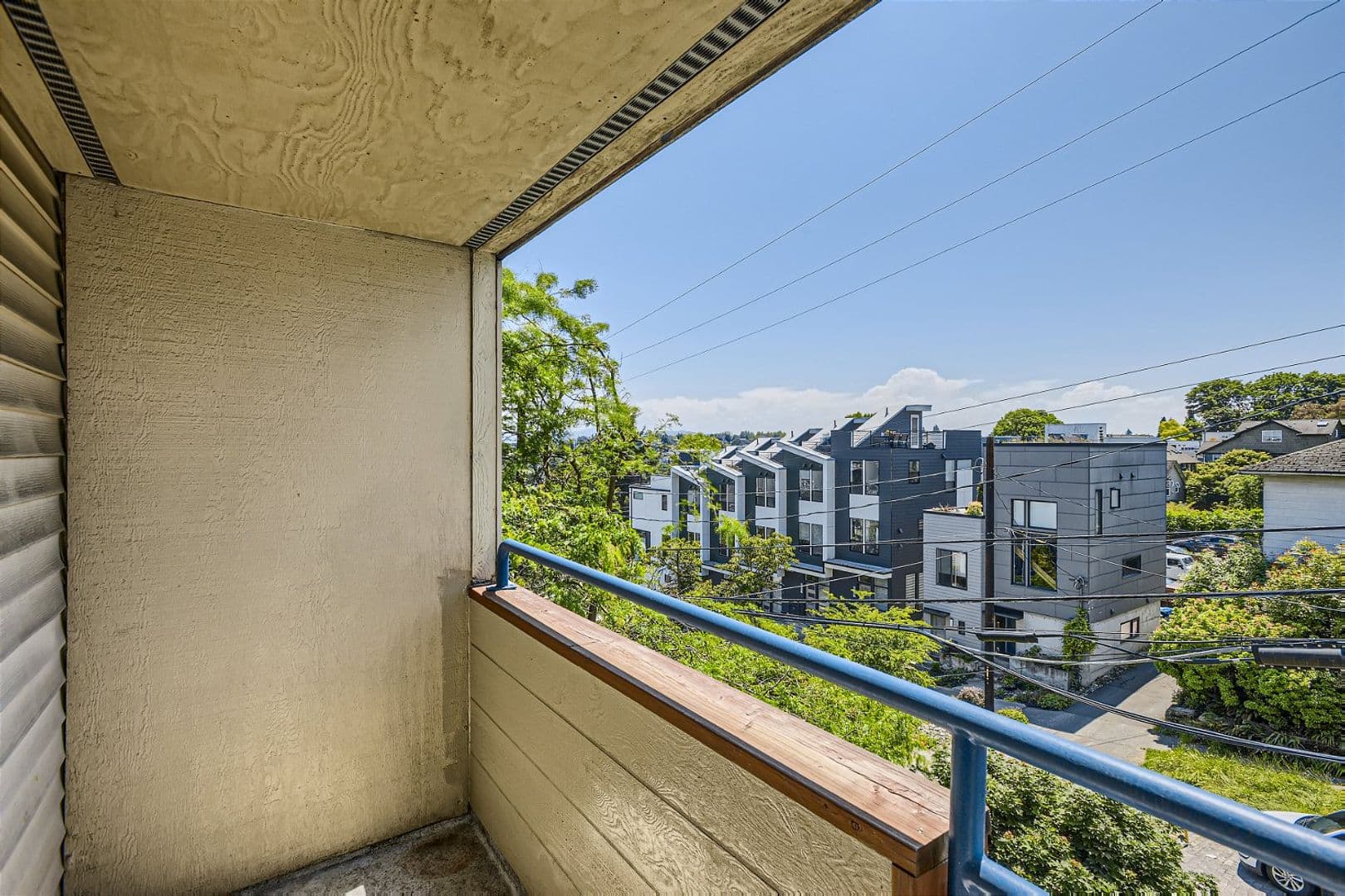 Seattle Apartment: 2312 E Denny Way