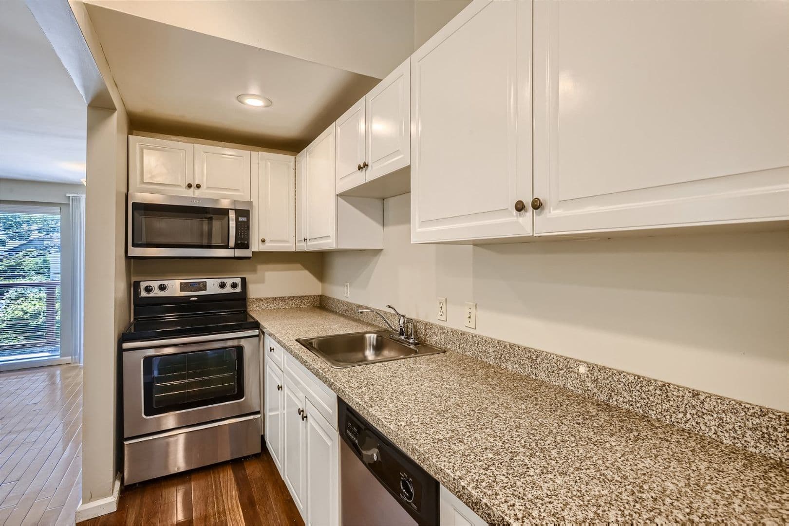 Seattle Apartment: 2312 E Denny Way