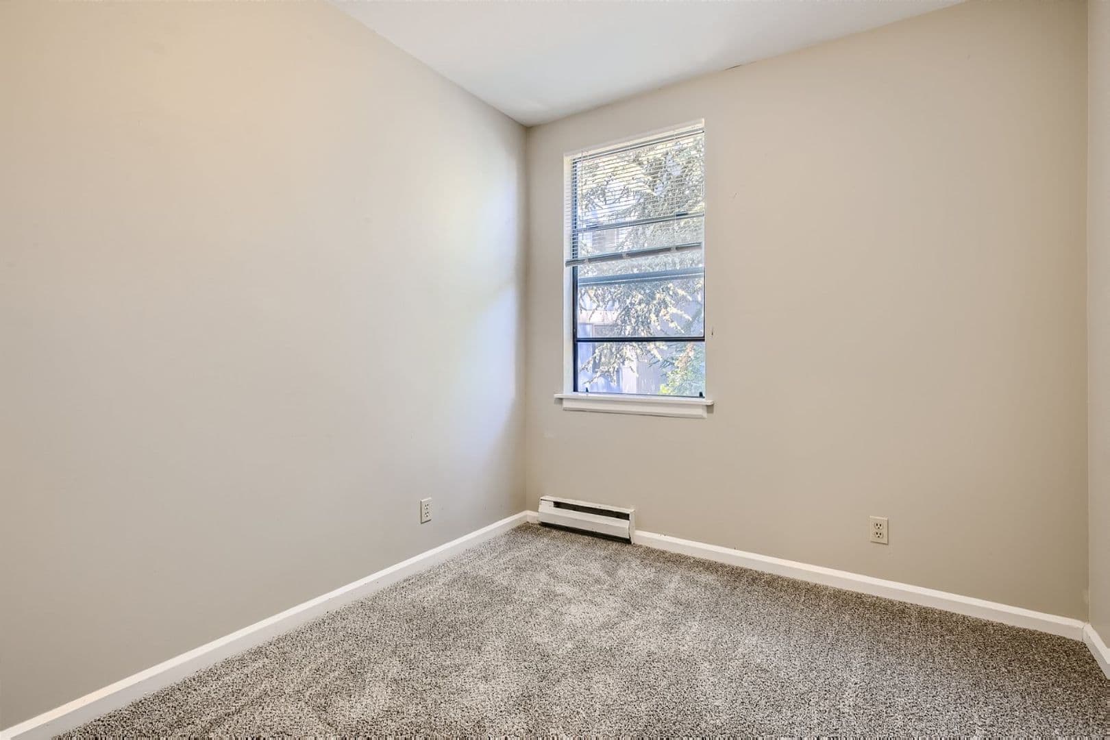 Seattle Apartment: 2312 E Denny Way