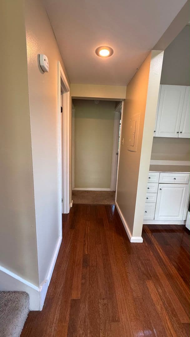 Seattle Apartment: 2312 E Denny Way