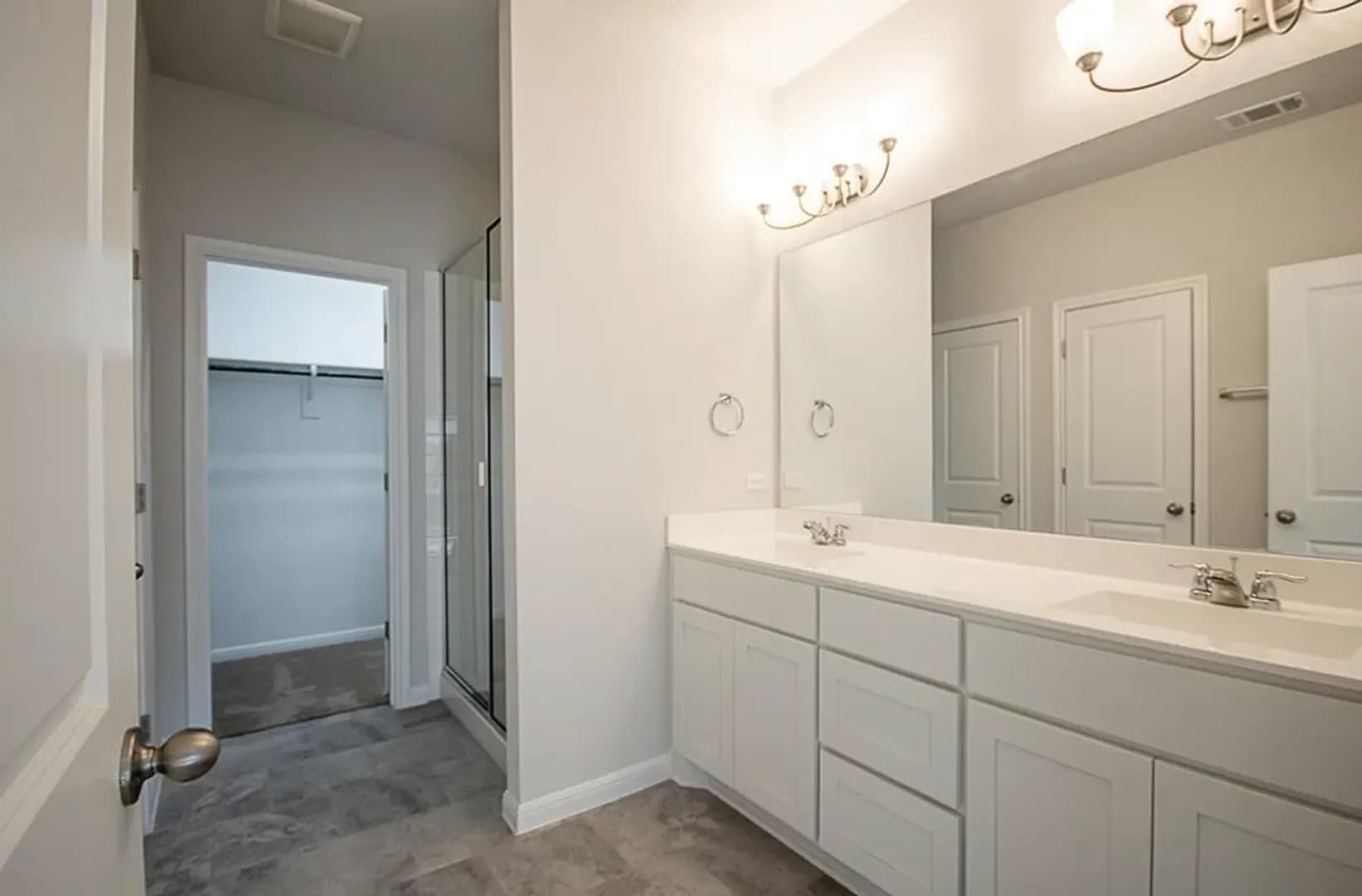 Georgetown House: 129 Winding Hollow Ln