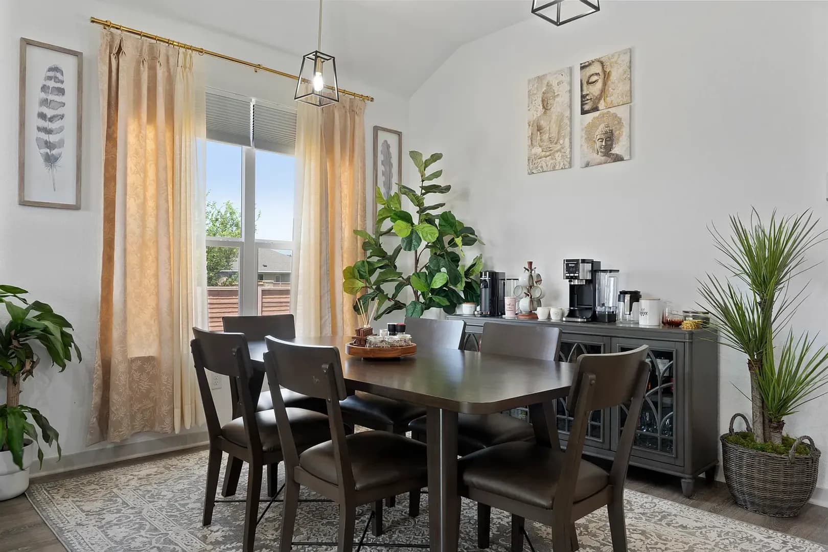 Georgetown House: 1853 Flying Horseshoe Bnd,
