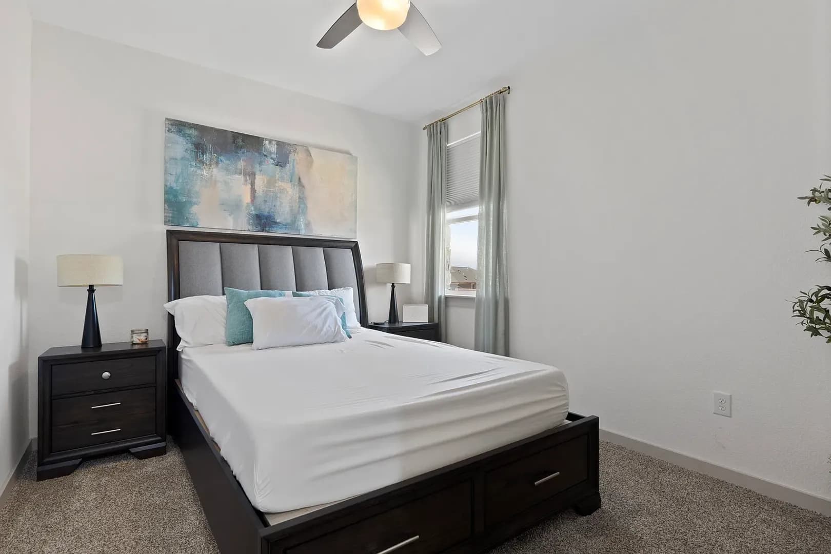 Georgetown House: 1853 Flying Horseshoe Bnd,