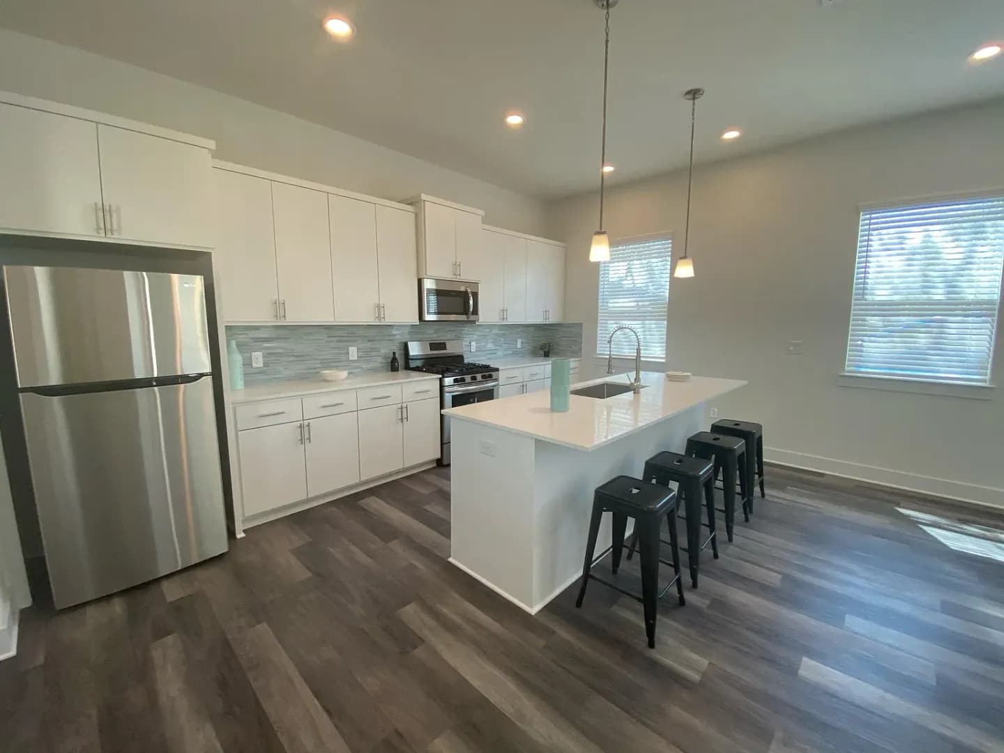 Austin House: 6410 Porter St, #A