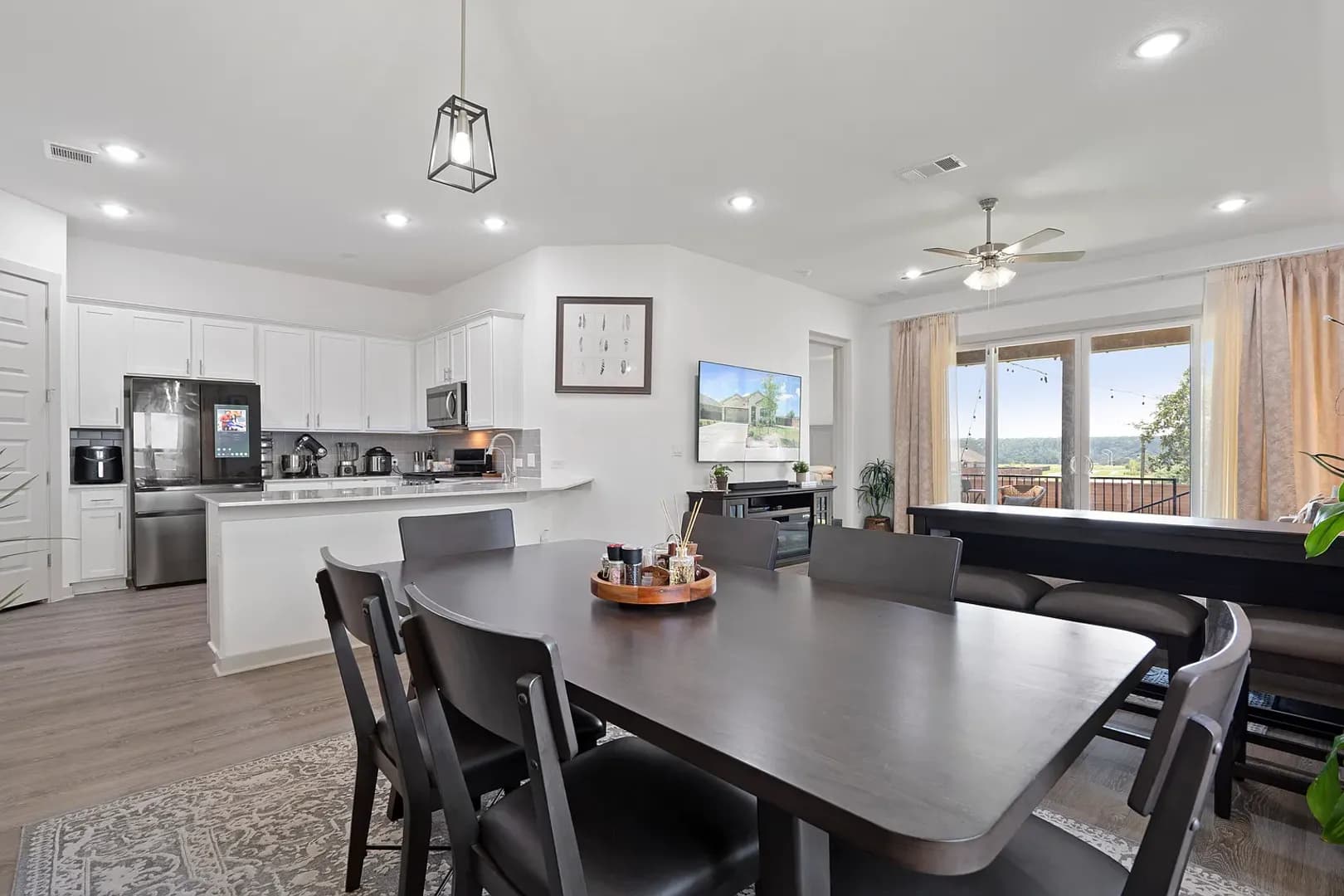 Georgetown House: 1853 Flying Horseshoe Bnd,