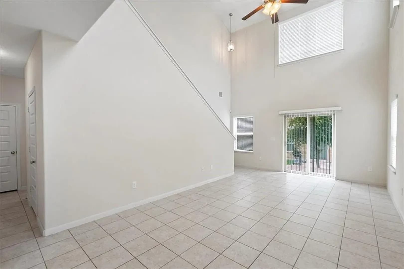 Round Rock House: 1620 Bryant Dr, Unit 3206