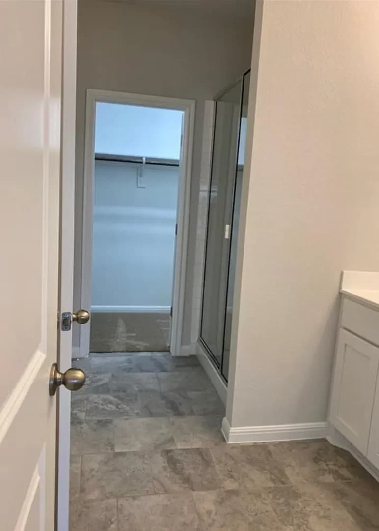Georgetown House: 129 Winding Hollow Ln