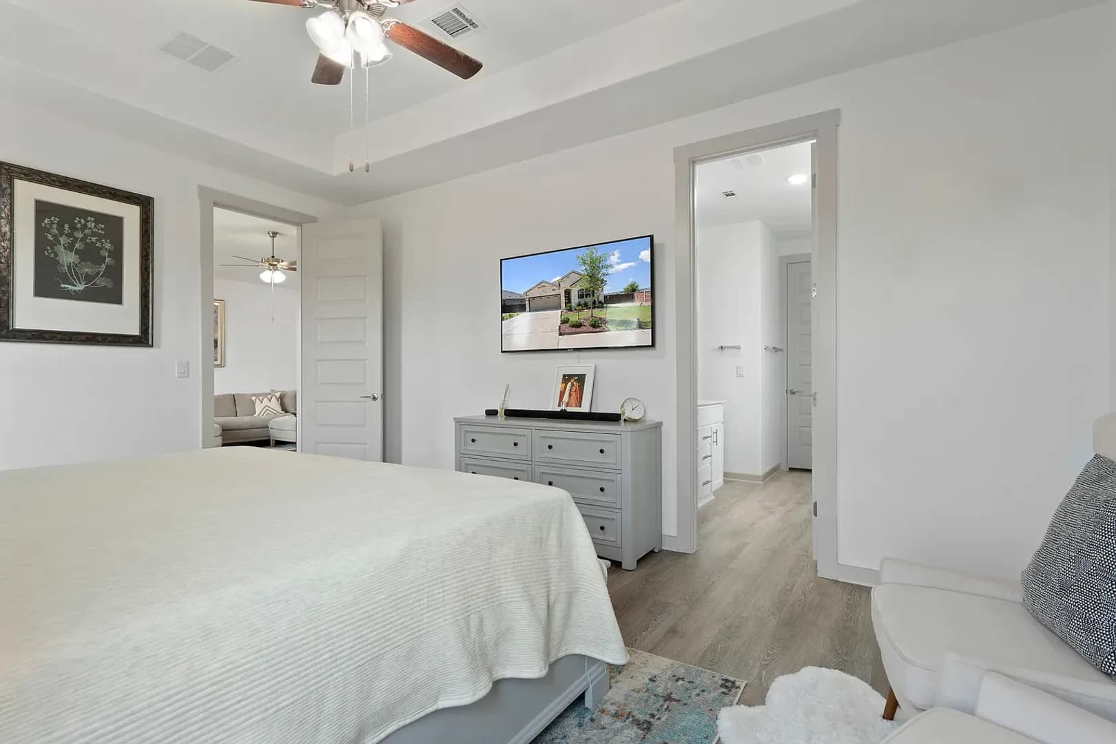 Georgetown House: 1853 Flying Horseshoe Bnd,