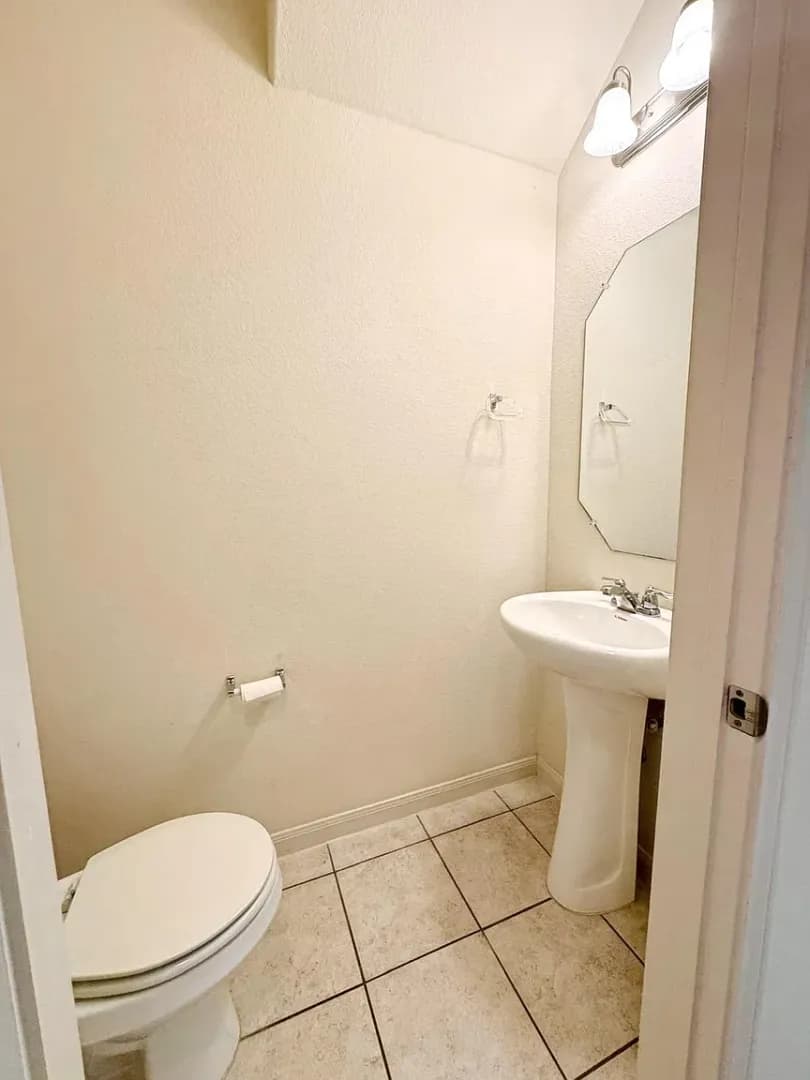 Round Rock House: 1620 Bryant Dr, Unit 3206