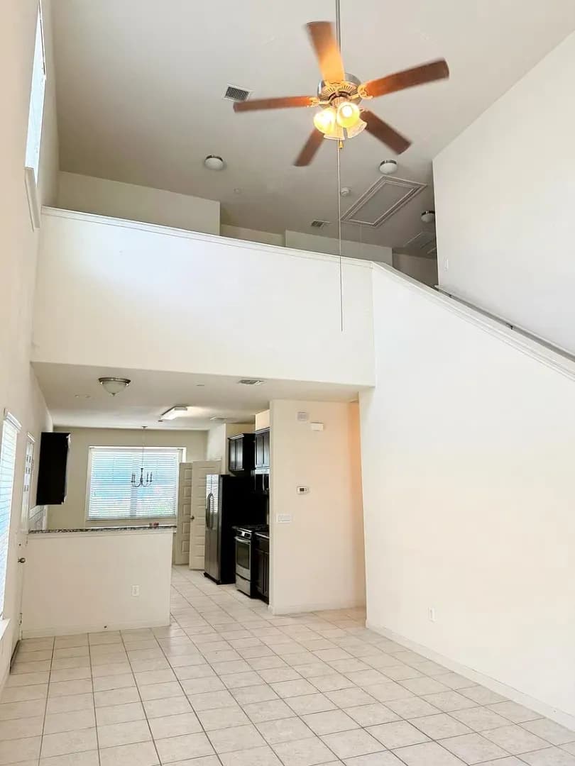 Round Rock House: 1620 Bryant Dr, Unit 3206