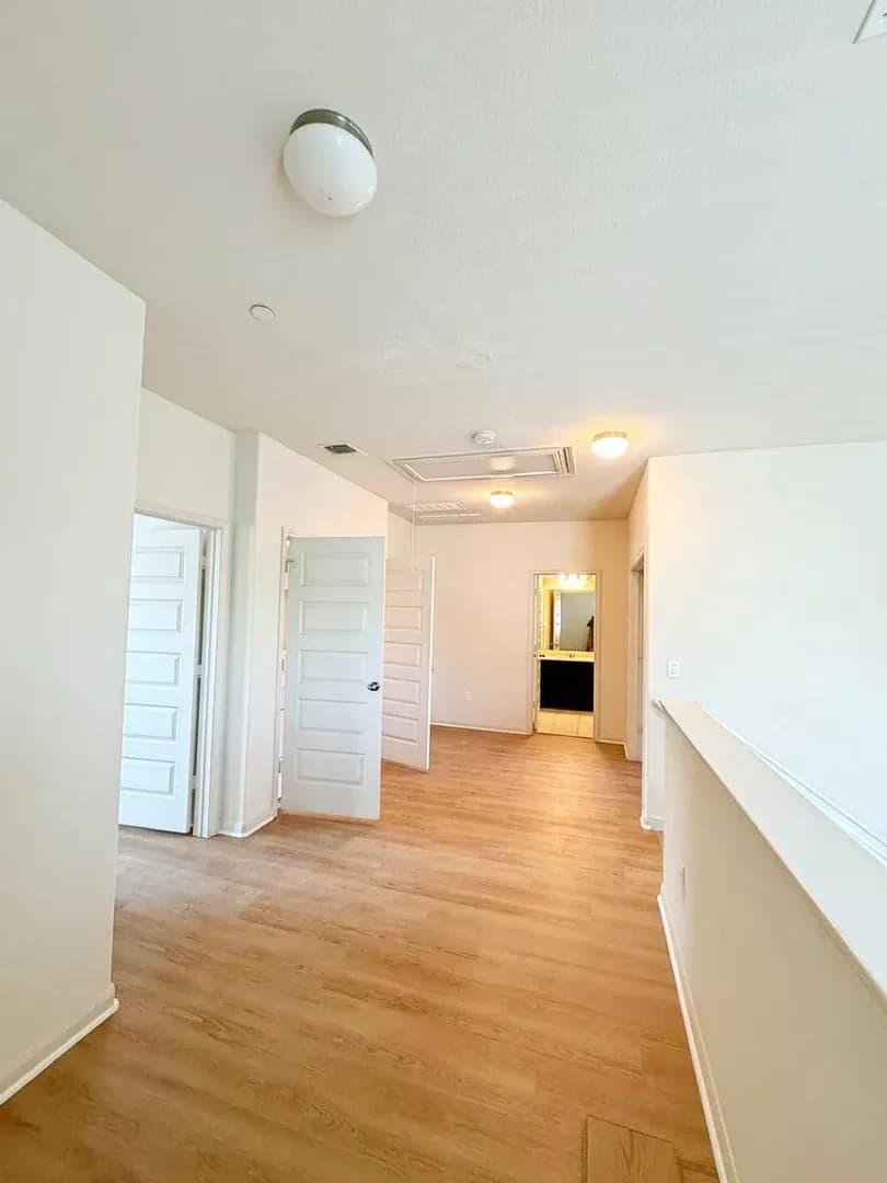 Round Rock House: 1620 Bryant Dr, Unit 3206