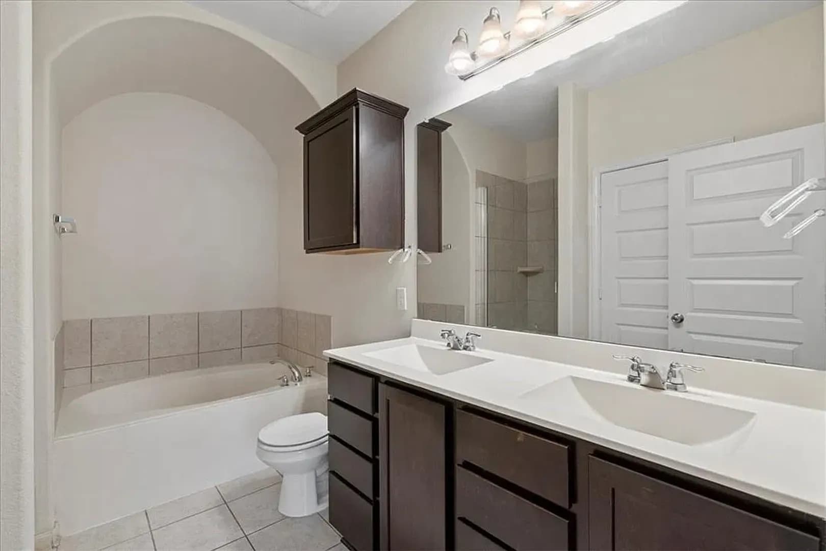 Round Rock House: 1620 Bryant Dr, Unit 3206