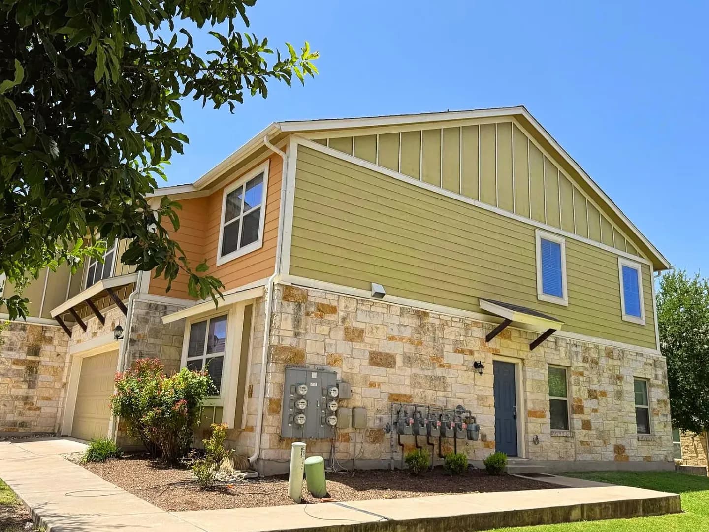 Round Rock House: 1620 Bryant Dr, Unit 3206