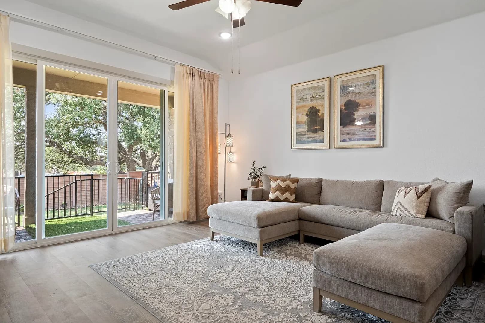 Georgetown House: 1853 Flying Horseshoe Bnd,