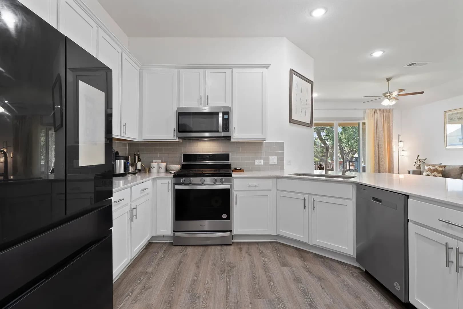 Georgetown House: 1853 Flying Horseshoe Bnd,