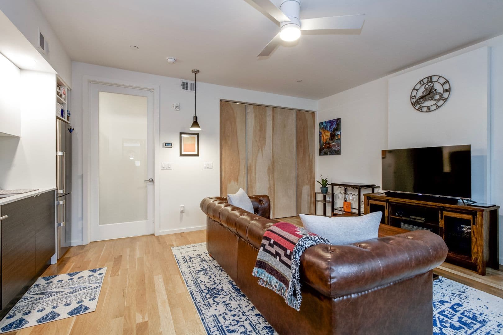 Philadelphia Apartment: 1942-48 N Front St