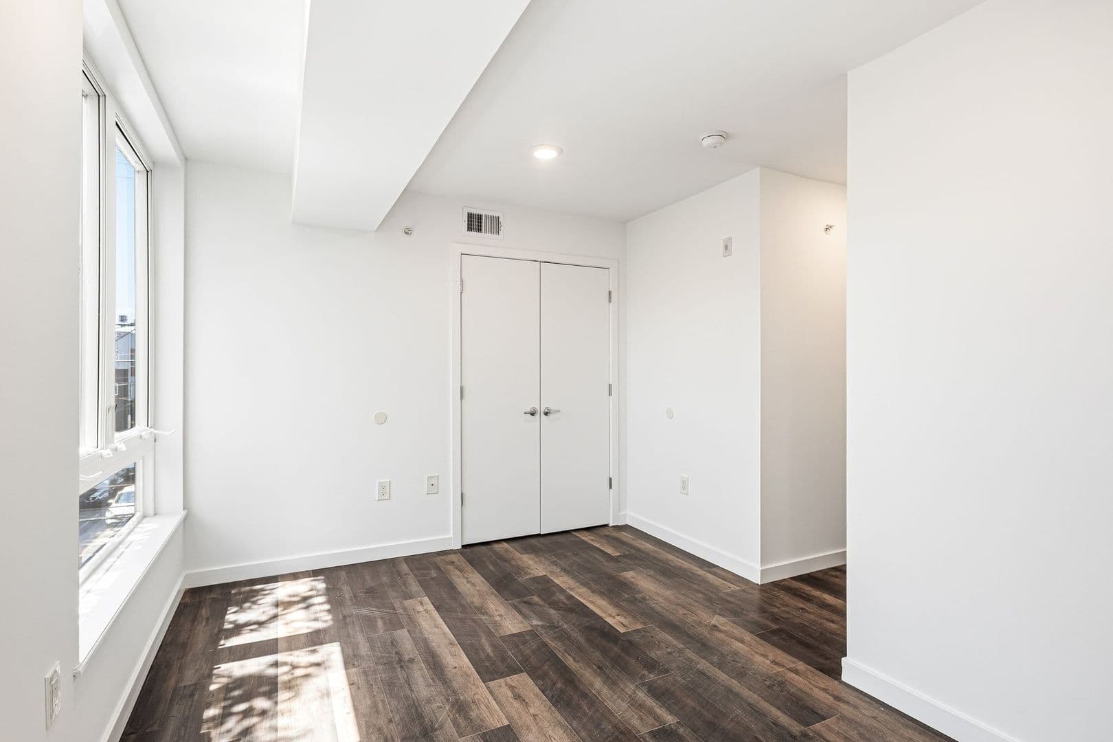Philadelphia Apartment: 2001-05 Frankford