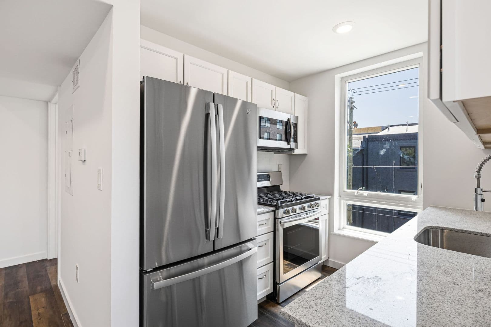 Philadelphia Apartment: 2001-05 Frankford