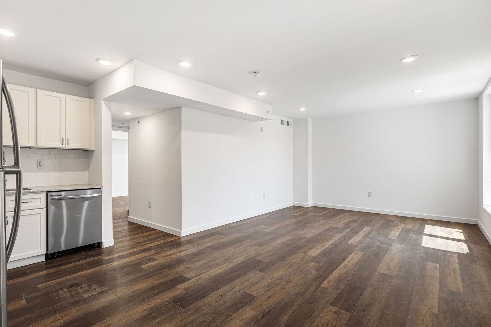 Philadelphia Apartment: 2001-05 Frankford
