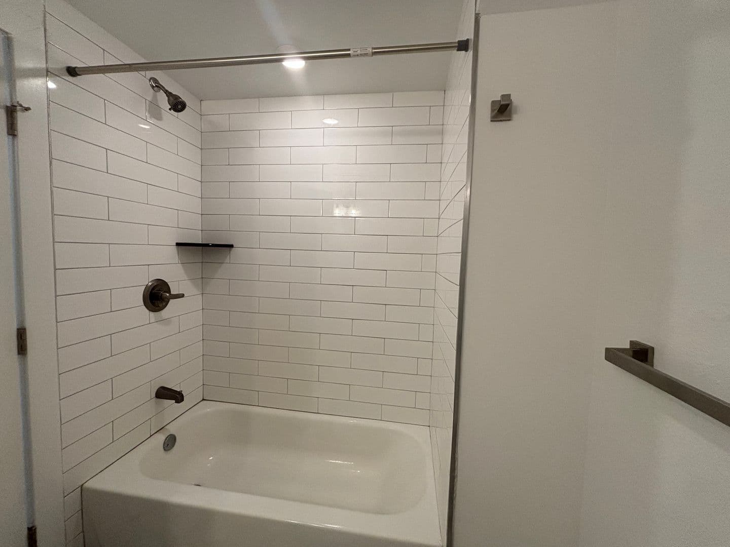 Philadelphia Apartment: 240-242 E Girard Ave