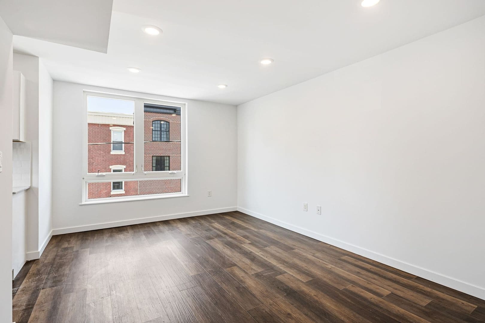 Philadelphia Apartment: 2001-05 Frankford