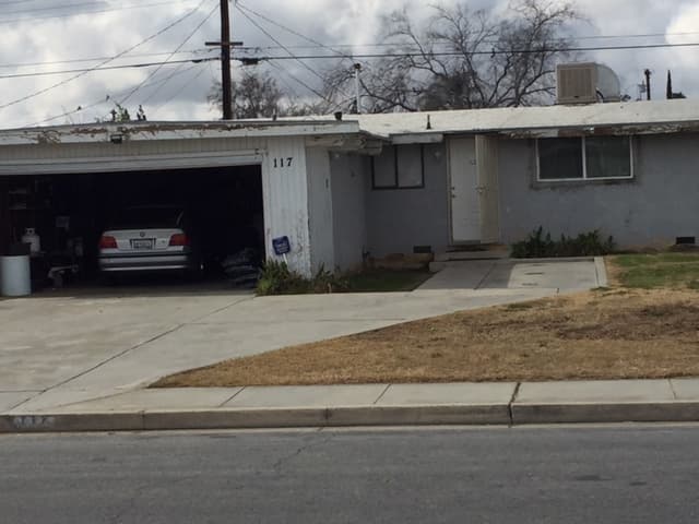 Bakersfield House: 117 Candy Street