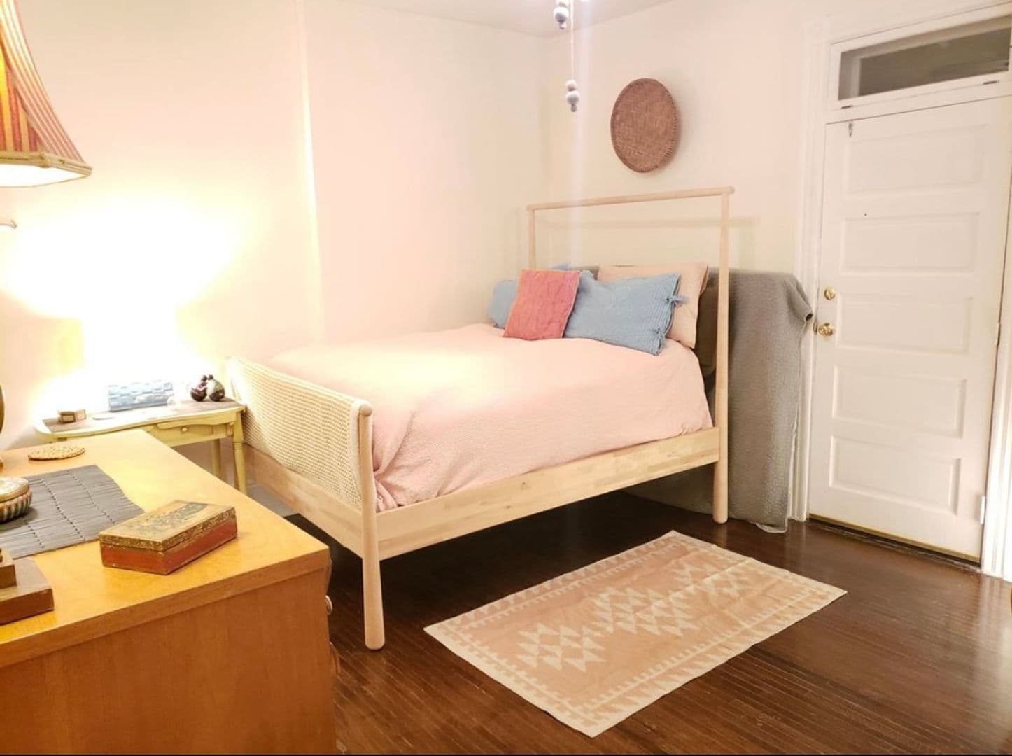Lancaster Apartment: 147 E Chestnut