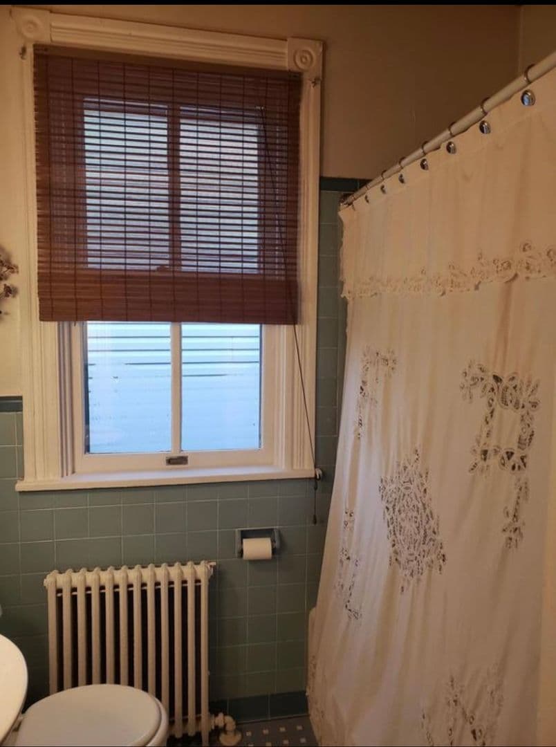 Lancaster Apartment: 147 E Chestnut