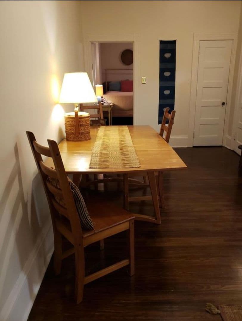 Lancaster Apartment: 147 E Chestnut