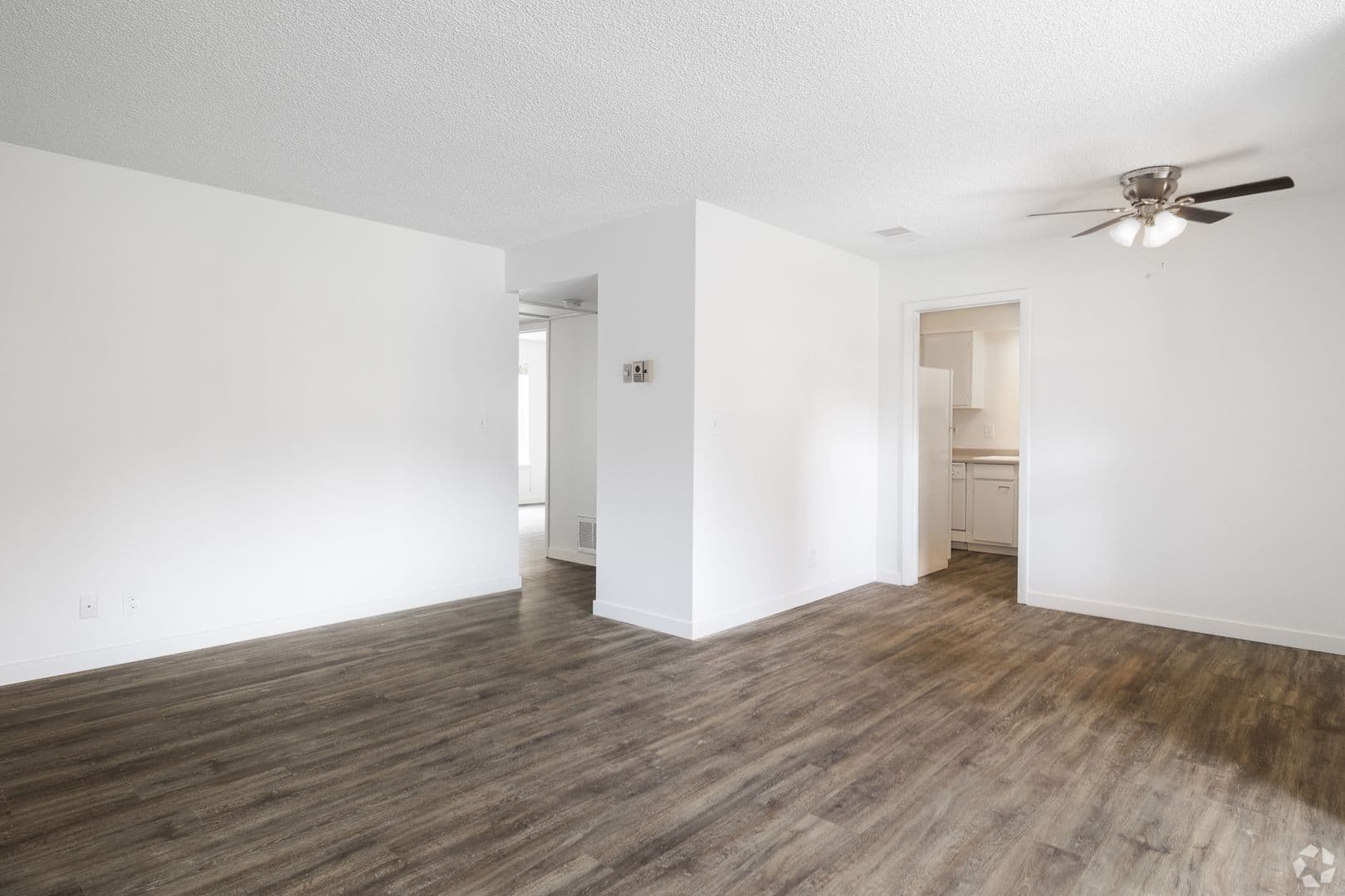 Boise Apartment: 300-333 S. Straughan Ave