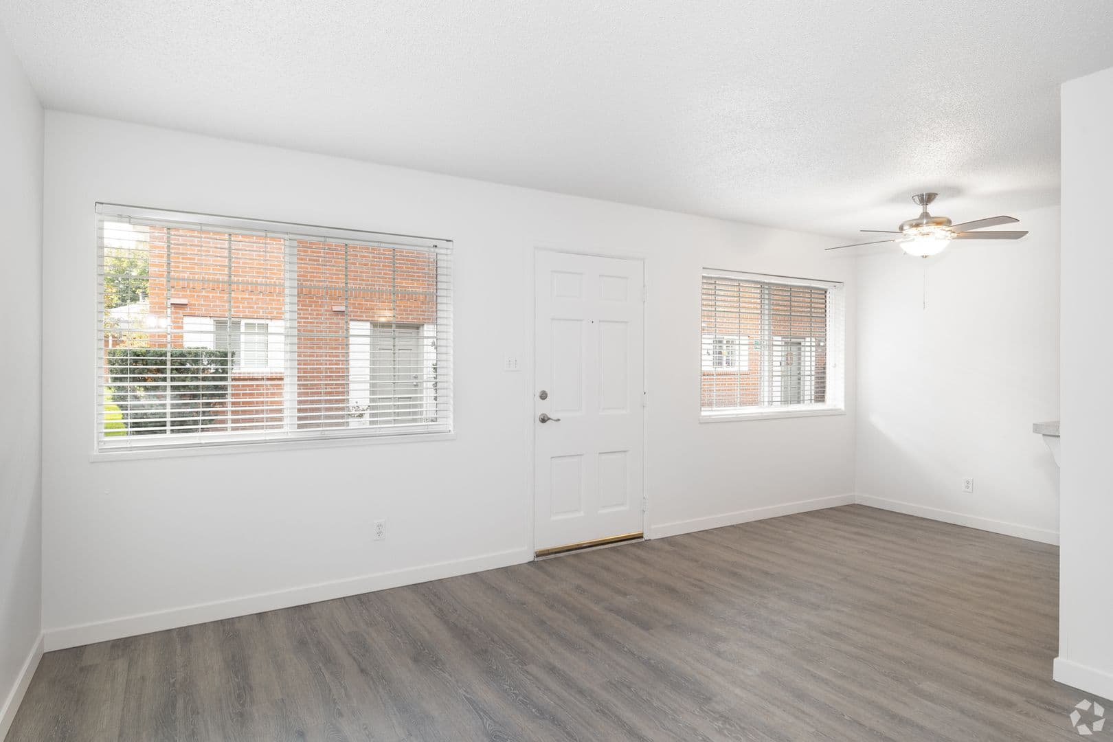 Boise Apartment: 300-333 S. Straughan Ave