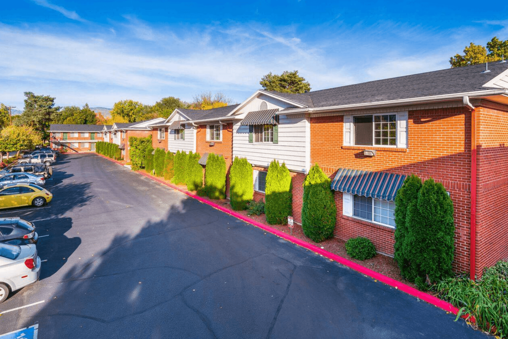 Boise Apartment: 300-333 S. Straughan Ave