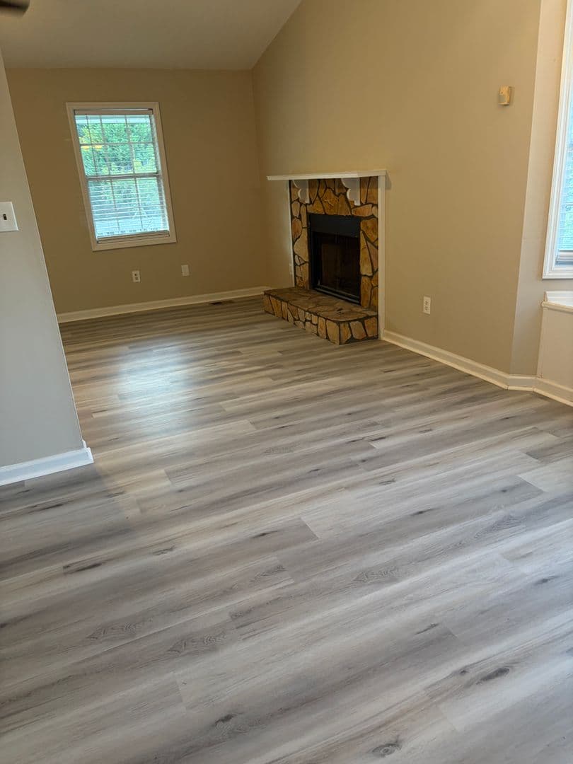 Douglasville House: 6235 Pembroke Way