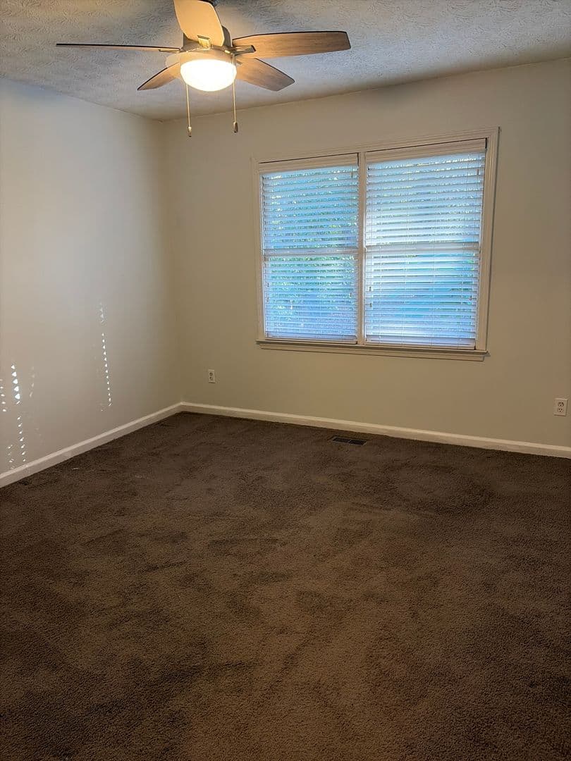 Powder Springs House: 634 Tidwell Road