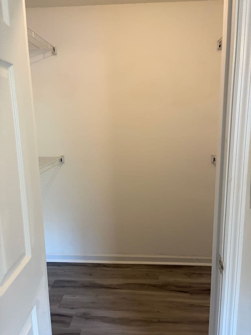 Douglasville House: 6235 Pembroke Way