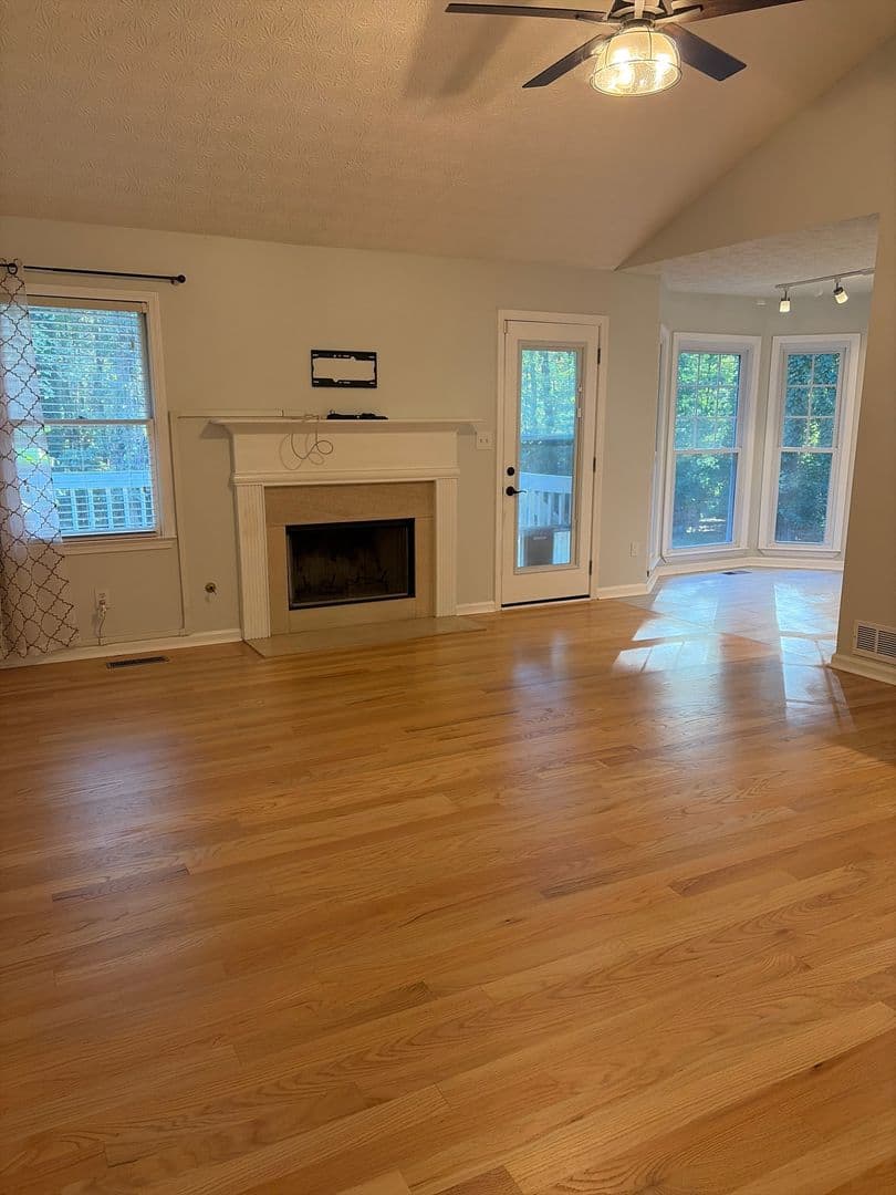 Powder Springs House: 634 Tidwell Road
