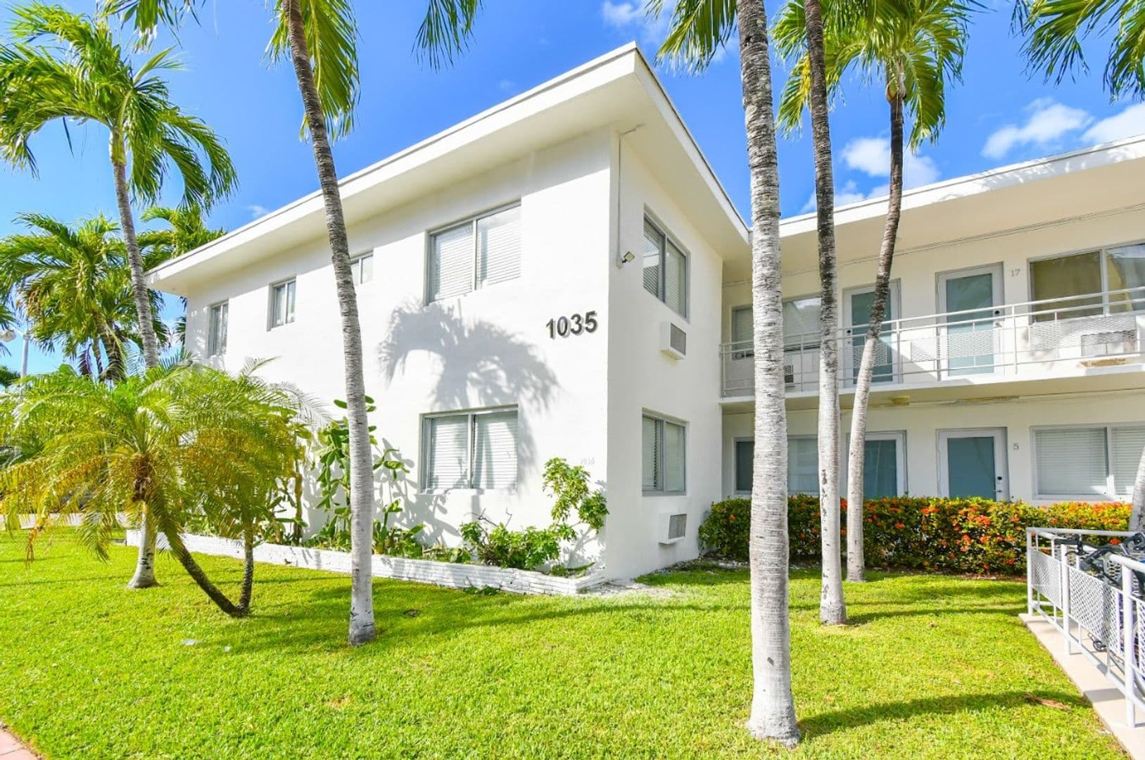 Miami Beach Apartment: 1035 9th St