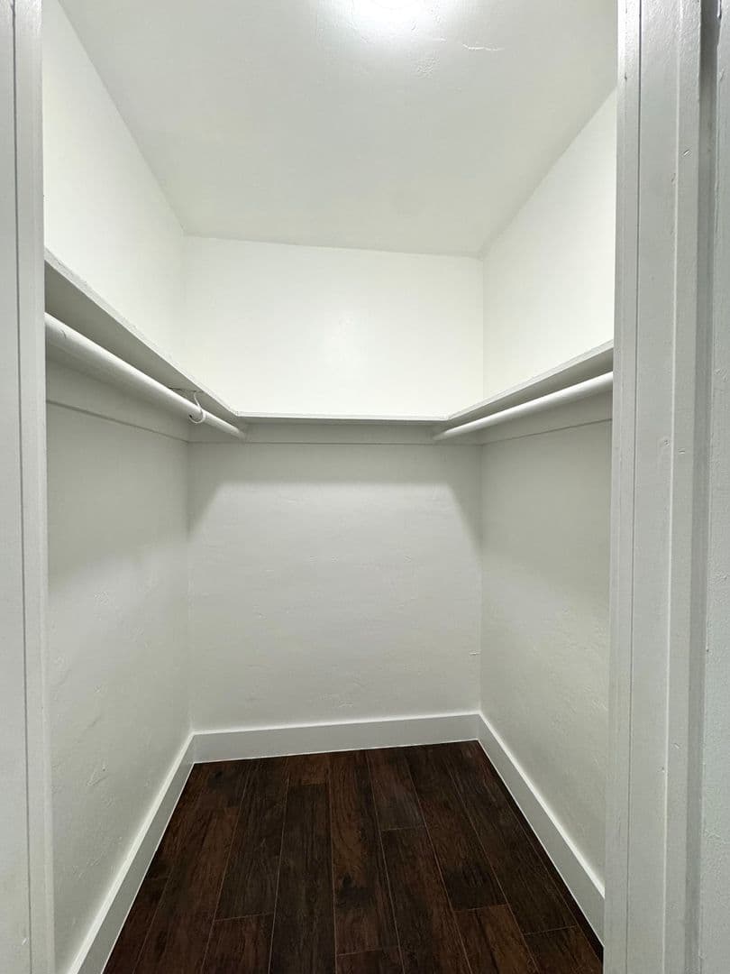 Miami Beach Apartment: 1035 9th St
