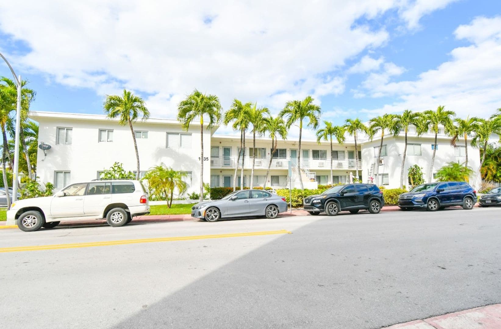 Miami Beach Apartment: 1035 9th St