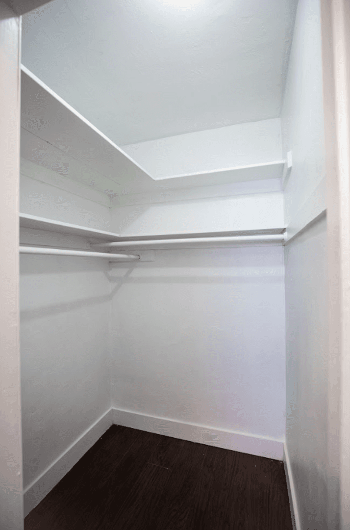 Miami Beach Apartment: 1044 Pennsylvania Ave