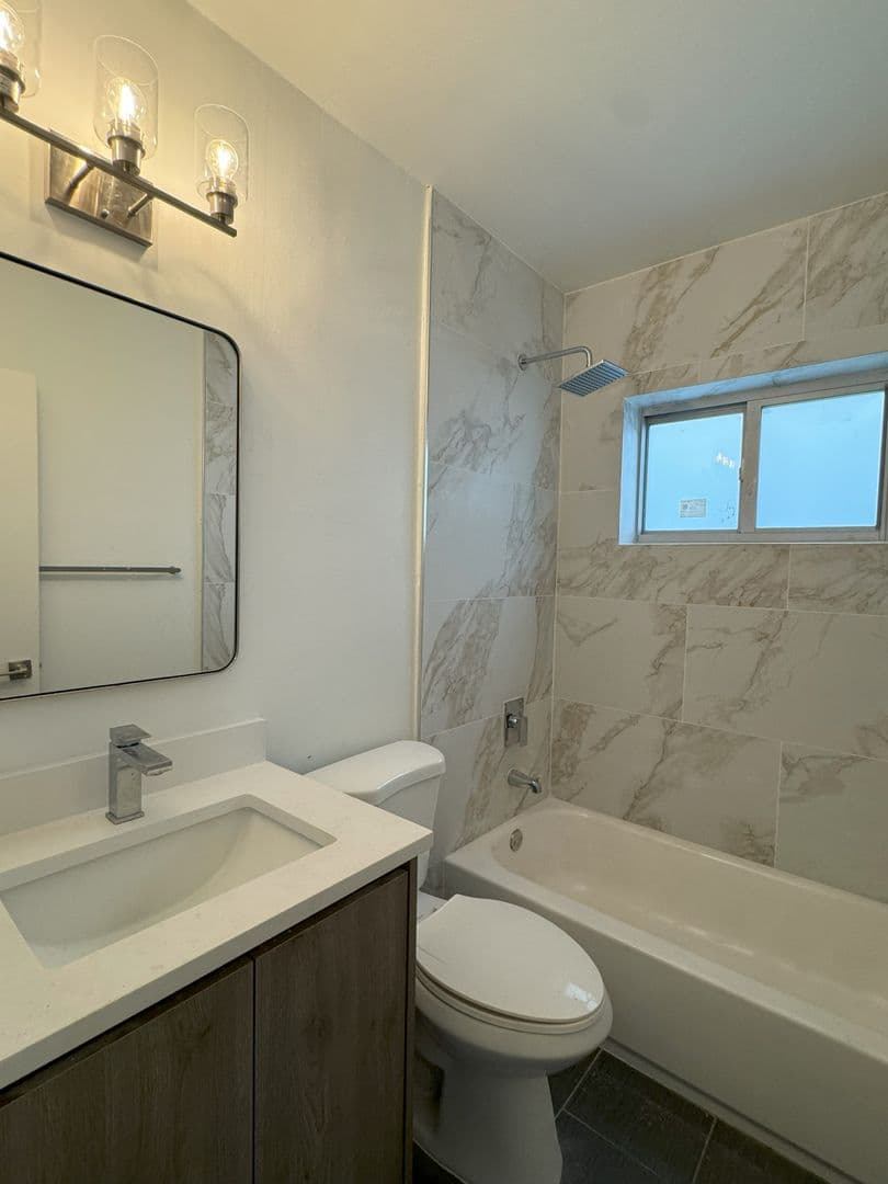 Miami Beach Apartment: 1035 9th St
