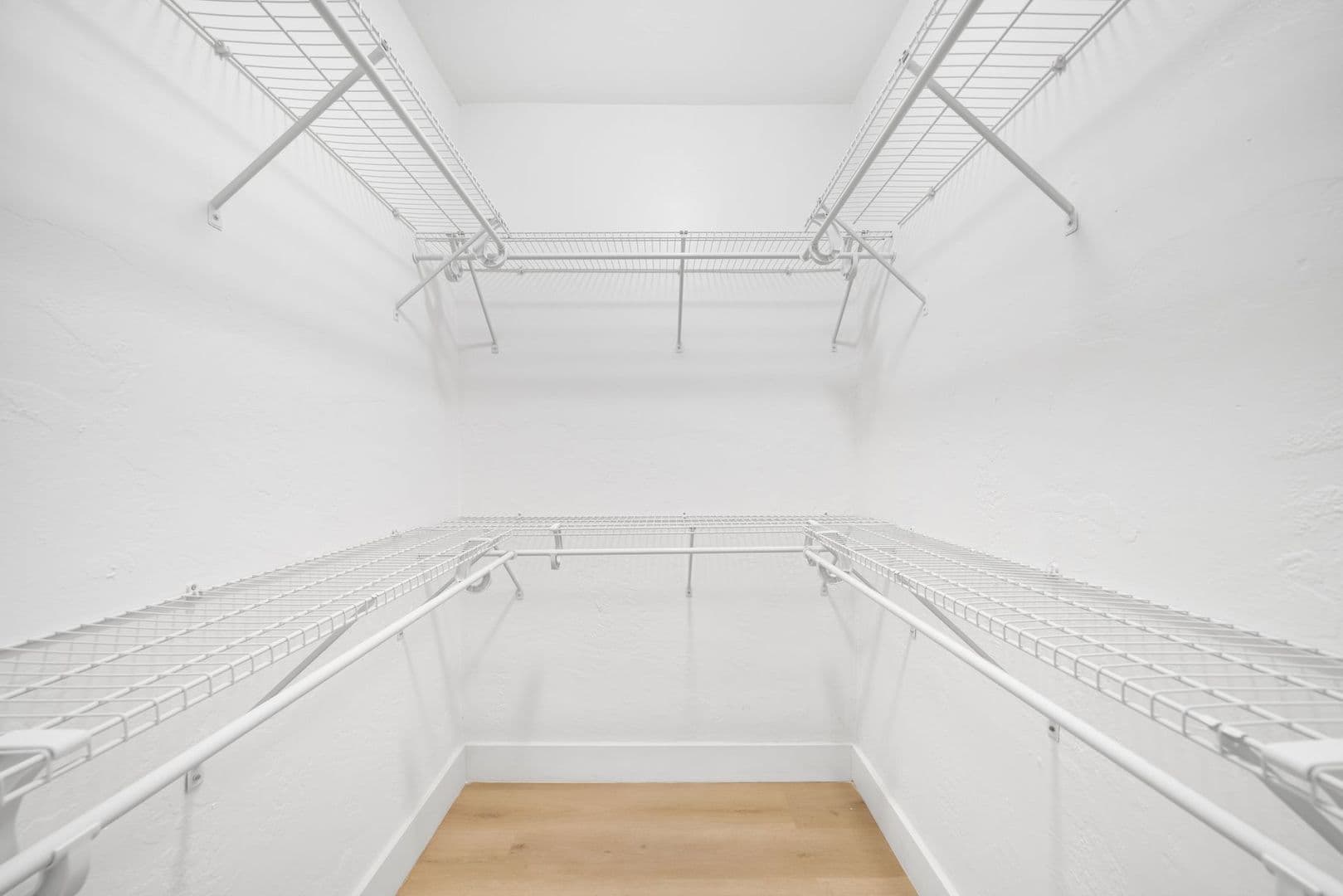 Miami Beach Apartment: 1035 9th St