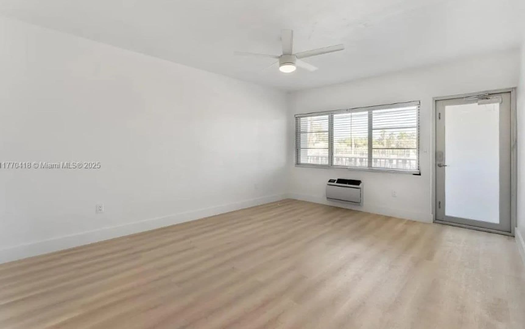 Miami Beach Apartment: 1038 11th Street