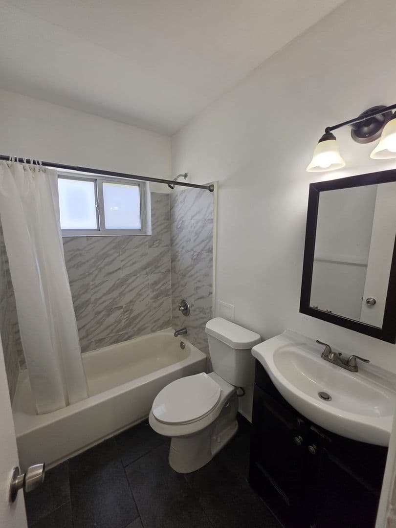 Miami Beach Apartment: 1035 9th St