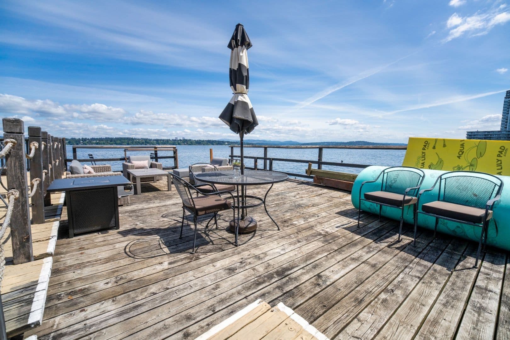 Seattle Apartment: 2012 43rd Ave E